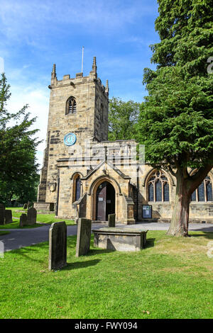 St Lawrence Pfarrei Kirche Eyam Derbyshire England UK Stockfoto