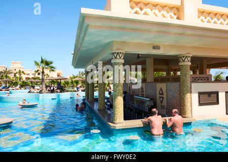 Swim Up Bar im Hotel Riu Touareg Boa Vista Kapverden Afrika Stockfoto