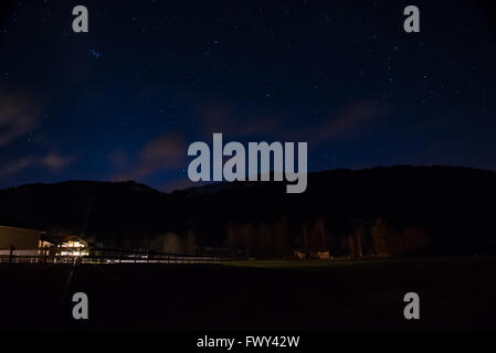 Sterne am Himmel nignt Stockfoto