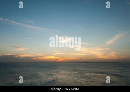 Todos os Santos Bay (Baia de Todos os Santos) mit Itaparica Island im Hintergrund, Salvador, Bahia, Brasilien Stockfoto