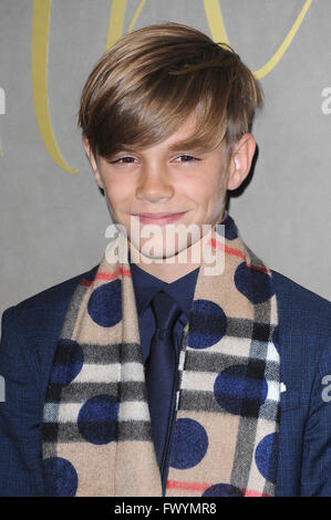 Romeo Beckham besucht die Burberry festliche Filmpremiere bei Burberry Regent Street, London, England. 3. November 2015 © Paul Treadway Stockfoto