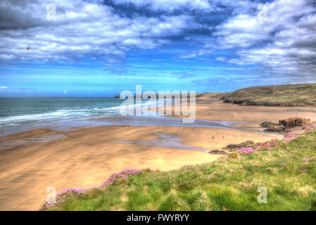 Perranporth Strand North Cornwall England UK in bunte Hdr, eines der besten Strände des Landes Stockfoto