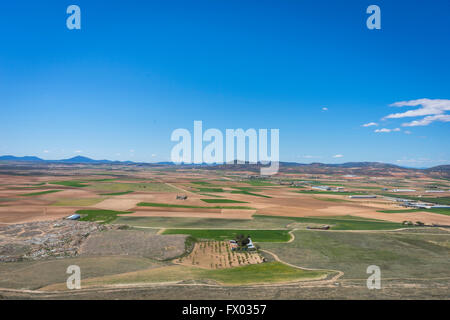 Blick von der mittelalterlichen Burg von Consuegra in der Provinz Toledo, Spanien Stockfoto