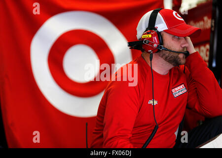 Ft. Worth, TX, USA. 8. April 2016. Ft. Worth, TX - 8. April 2016: Chad Johnston Praktiken für die Ente Commander 500 auf dem Texas Motor Speedway in ft. Worth, TX. Bildnachweis: Csm/Alamy Live-Nachrichten Stockfoto