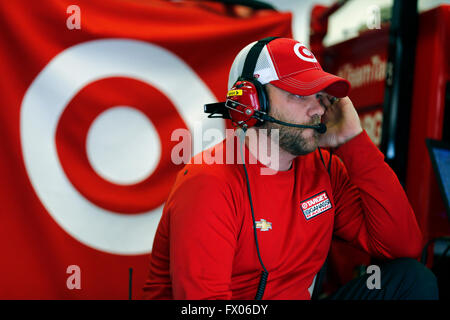 Ft. Worth, TX, USA. 8. April 2016. Ft. Worth, TX - 8. April 2016: Chad Johnston Praktiken für die Ente Commander 500 auf dem Texas Motor Speedway in ft. Worth, TX. Bildnachweis: Csm/Alamy Live-Nachrichten Stockfoto