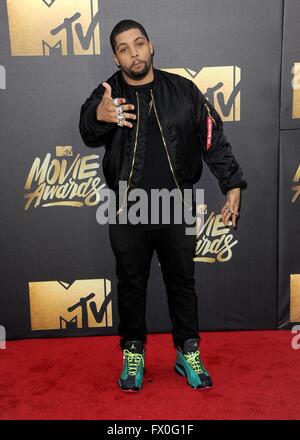 Burbank, CA. 9. April 2016. O' Shea Jackson Jr. im Ankunftsbereich für MTV Movie Awards 2016 - Ankunft 1, Warner Bros.-Studios, Burbank, CA 9. April 2016. Bildnachweis: Elizabeth Goodenough/Everett Collection/Alamy Live-Nachrichten Stockfoto