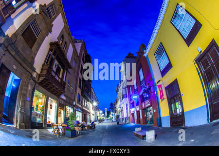 Nachtansicht des Obispo Rey Redondo in San Cristobal De La Laguna Gemeinde Altstadt. Stockfoto