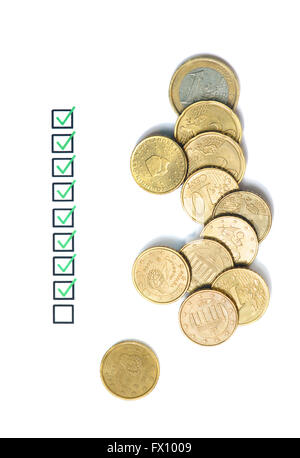 Fragebogen-Business-Konzept und verschiedene Euro-Münzen. Stockfoto