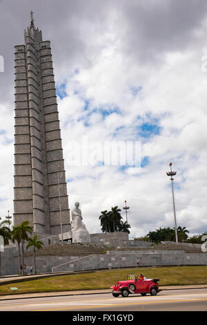 Vertikale Ansicht der José Martí Memorial in Havanna, Kuba. Stockfoto