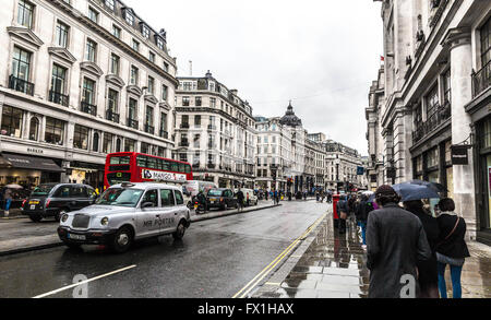 Häuserreihe auf Regent Street, Central London, England, UK Stockfoto