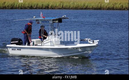 Patrouille Boot, Coast Guard Hilfs-, Crystal River Stockfoto