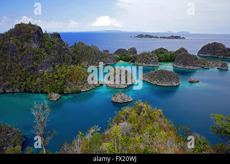 Blick über Pianemo. FAM, Raja Ampat, Indonesien Stockfoto