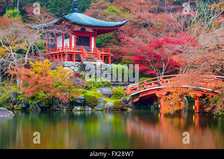 Kyoto, Japan am Daigo-Ji-Tempel im Herbst. Stockfoto