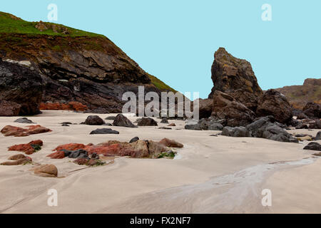 Seltenen Aufschlüssen von Serpentingestein am Strand von Kynance Cove auf der Halbinsel Lizard, Cornwall, England, UK Stockfoto