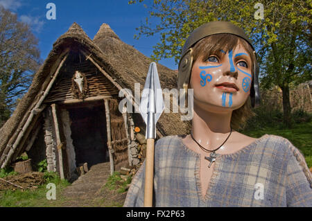 Erholung der runde Häuser, Einbaum und süßen Spur der Eisenzeit, glastonbury Lake Village, Somerset, UK. Stockfoto