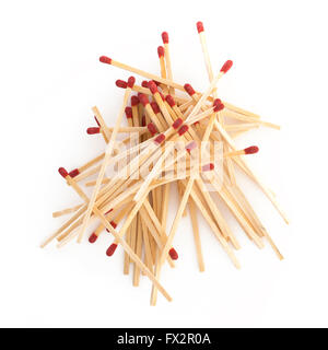 Haufen von Sicherheitsstreichhölzer auf weißem Hintergrund Stockfoto