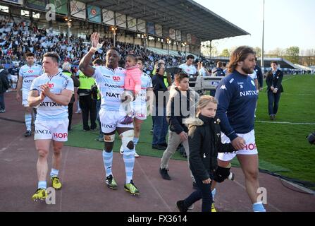 Paris, Frankreich. 10. April 2016. Europameister-Rugby-Viertelfinale. Racing-u-Bahn 92 gegen RC Toulon. Yannick Nyanga (Rac) feiert Credit: Action Plus Sport/Alamy Live News Stockfoto