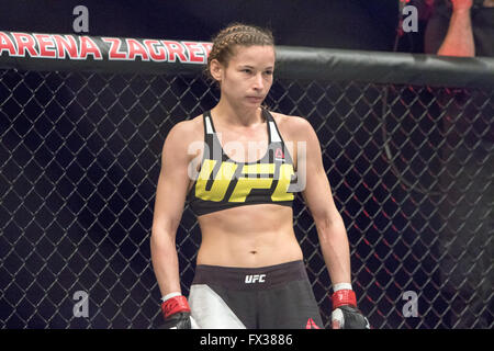 Zagreb, Kroatien. 10. April 2016. Maryna Moroz Niederlagen Cristina Stanciu über einstimmigen Beschluss. Maryna Moroz Vs Cristina Stanciu Credit: Dan Cooke/Alamy Live News Stockfoto