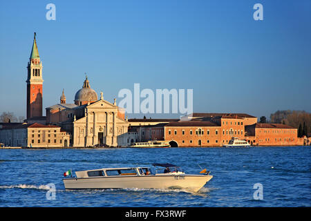 Blick auf San Giorgio Maggiore von Piazza San Marco, Venedig, Veneto, Italia. Stockfoto