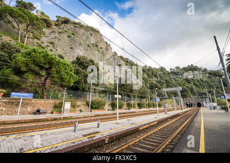 Bahnhof in Monterosso al Mare, Cinque Terre, Italien, Europa Stockfoto