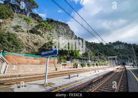 Bahnhof in Monterosso al Mare, Cinque Terre, Italien, Europa Stockfoto