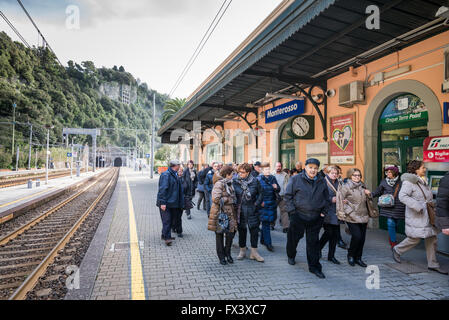 Bahnhof in Monterosso al Mare, Cinque Terre, Italien, Europa Stockfoto