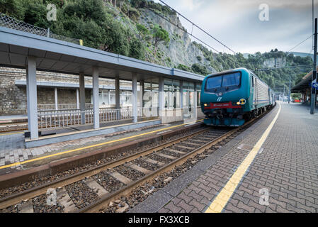 Bahnhof in Monterosso al Mare, Cinque Terre, Italien, Europa Stockfoto