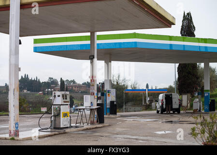 Tankstelle, Italien Stockfoto