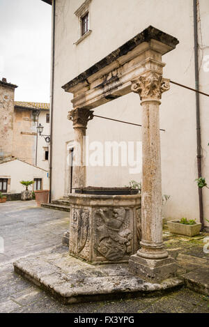 Gassen in der alten mittelalterlichen Stadt von Pitigliano - Grosseto, Italien, Europa Stockfoto