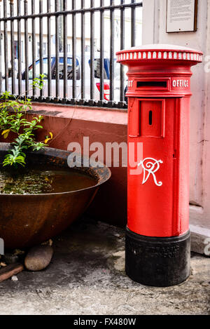 Königin Victoria Ära Letterbox, Museum der Long Street, St. John's, Antigua und Barbuda, Antigua Stockfoto