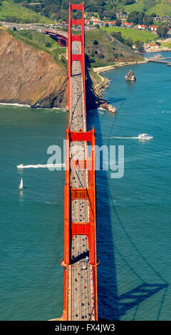 Luftaufnahme, Golden Gate Bridge von der pazifischen Seite, San Francisco, San Francisco Bay Area, Vereinigte Staaten von Amerika zu sehen, Stockfoto