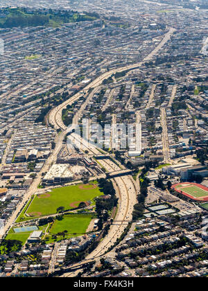 Luftaufnahme, Austausch interchange Freeway 101, Bayshore Freeway und Freeway 92, San Francisco, Bay Area, USA Stockfoto