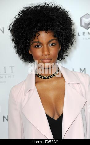 New York, NY, USA. 11. April 2016. Ebonee Davis im Ankunftsbereich für kriminelle Premiere, AMC Loews Lincoln Sqaure, New York, NY 11. April 2016. Bildnachweis: Kristin Callahan/Everett Collection/Alamy Live-Nachrichten Stockfoto