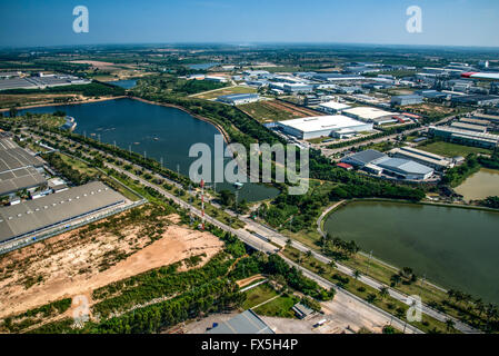 Gewerbegebiet Land Entwicklung Wasser Reservoir Luftbild Stockfoto