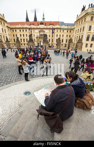 Prager Burg, Hradcanske Platz, Prag, Tschechische Republik, Europa Stockfoto