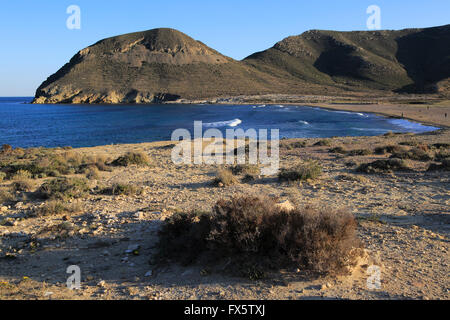 Küstenlandschaft in Playa de Playazo, Rodalquilar, Cabo de Gata natürlichen park, Almeria, Spanien Stockfoto