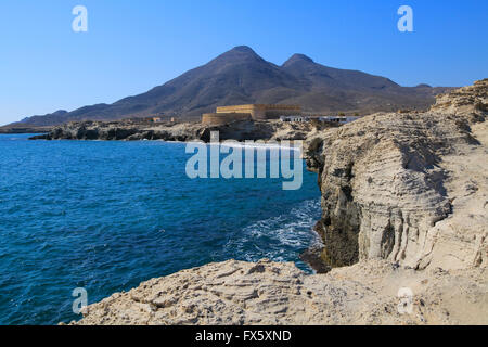 Vulkane und versteinerte Sanddüne rock Struktur, Los Escullos, Cabo de Gata Naturpark, Almeria, Spanien Stockfoto