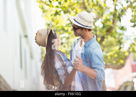Junge Paare tanzen Stockfoto