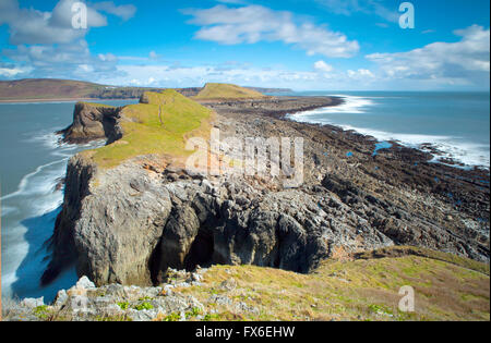 Blick nach unten Wurmkopf vom äußeren Kopf, Blick zurück in Richtung Rhossili. Stockfoto