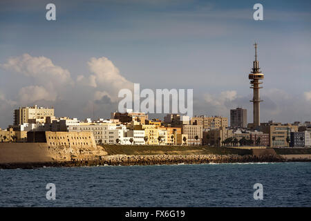 Direkt am Meer, Stadt Cádiz, Andalusien Spanien. Europa Stockfoto