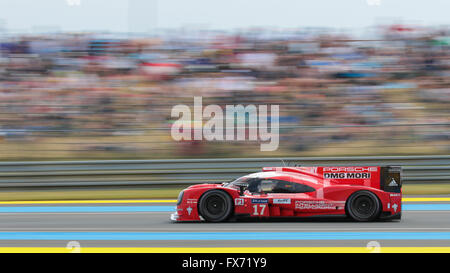 Porsche 919 Hybrid Porsche Team GER mit Fahrer Timo Bernhard, GER, Mark Webber, AUS und Brendon Hartley, NZL Stockfoto