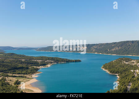 Blick auf den Lac de Sainte-Croix in der Provence-Alpes-Côte d ' Azur, Frankreich Stockfoto