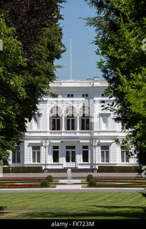 Villa Hammerschmidt, Amtssitz des deutschen Bundespräsidenten, Bonn, North Rhine-Westphalia, Germany Stockfoto