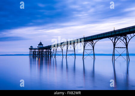 Die Victorian Pier in Clevedon in der Severn Estuary, North Somerset, England. Stockfoto