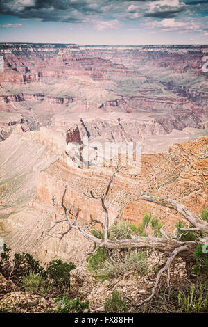 Retro-alte Film stilisierte Postkarte vom Grand Canyon National Park, eines der beliebtesten Reiseziele in den Vereinigten Staaten. Stockfoto