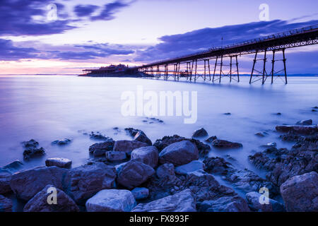 Die verfallenen Birnbeck Pier im Bristol-Kanal am Weston-super-Mare, North Somerset, England. Stockfoto