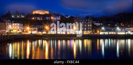 Panoramablick über Oban bei Dämmerung, Oban, Argyll Stockfoto