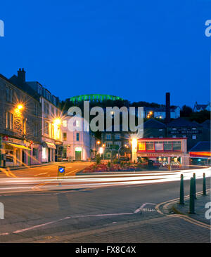 Oban nachts mit McCaigs Turm in Sicht, Oban, Argyll Stockfoto