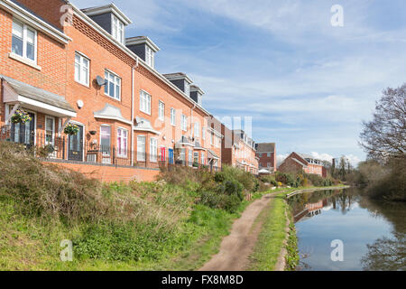 Am Wasser wohnen in Kidderminster auf Mitarbeiter und Worcester Canal, Worcestershire, England, UK Stockfoto