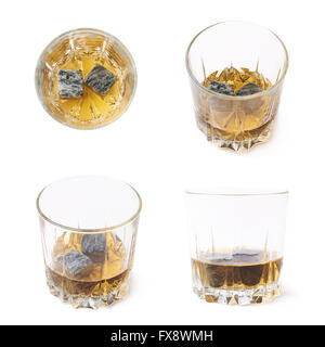 Glas Becher gefüllt mit Whisky Stockfoto